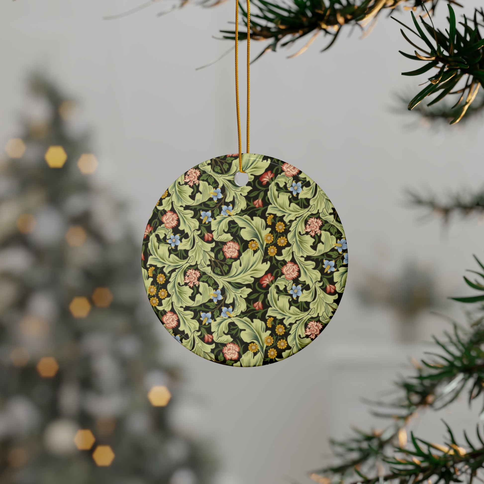 christmas-ornaments-william-morris-leicester-green-1-3-5-10-39