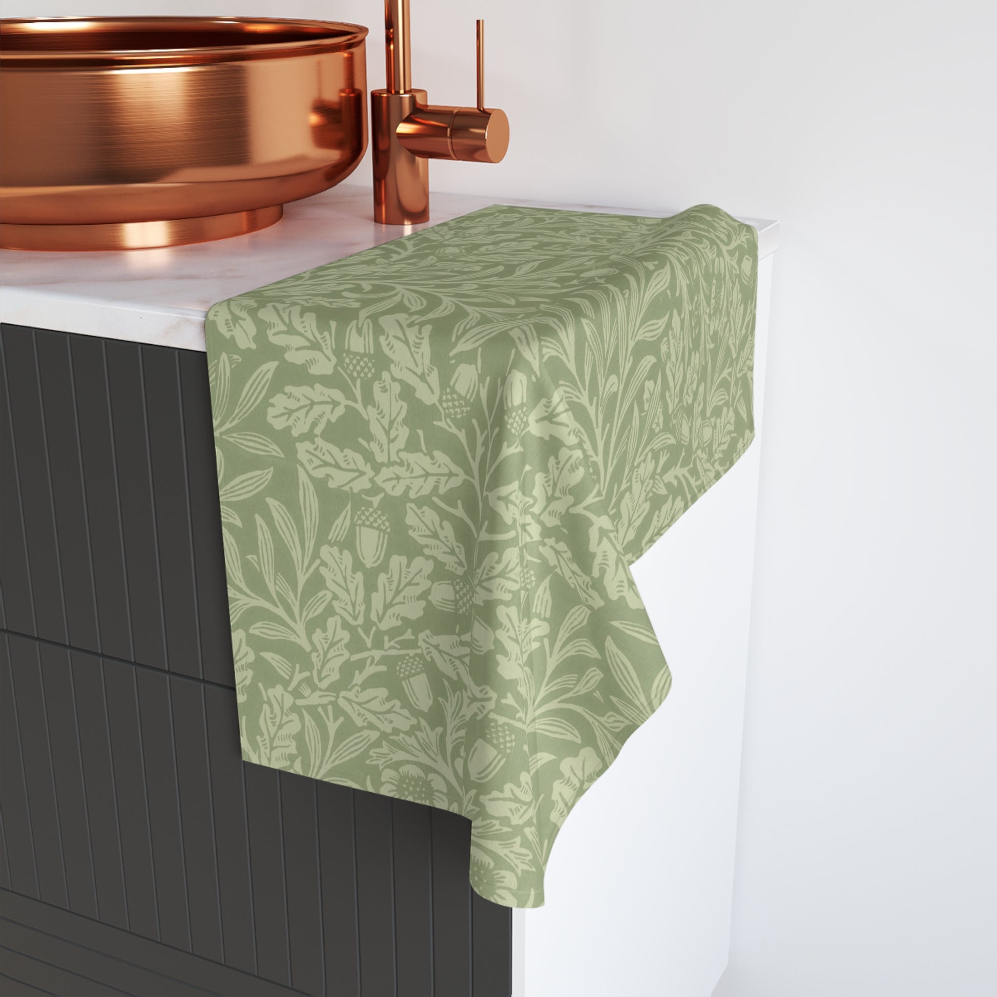 bathroom-hand-towel-inspired-by-acorn-oak-leaves-collection-green-1