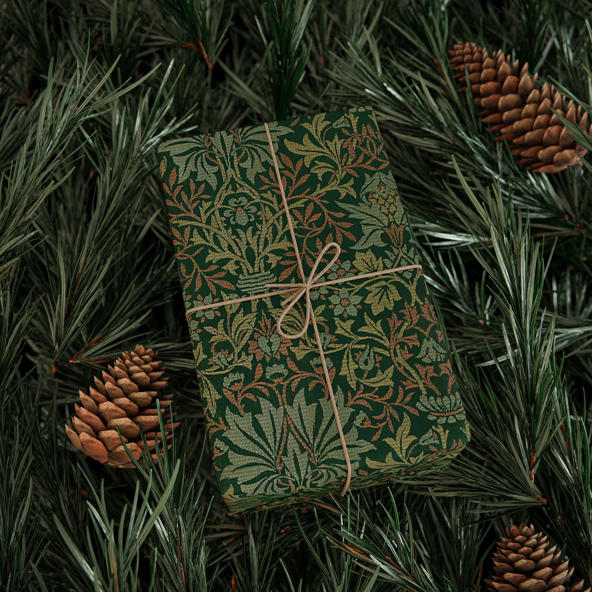 gift-wrapping-paper-william-morris-flower-garden-collection-30