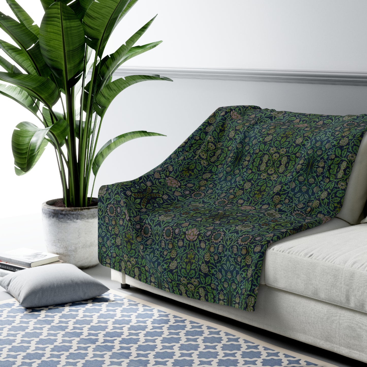 william-morris-co-sherpa-fleece-blanket-violet-and-columbine-collection-green-4