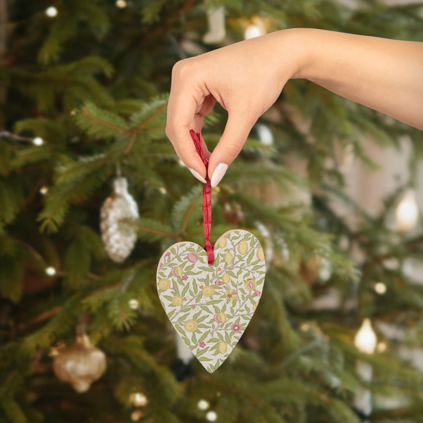 wooden-christmas-ornaments-by-william-morris-four-fruits-sand-22