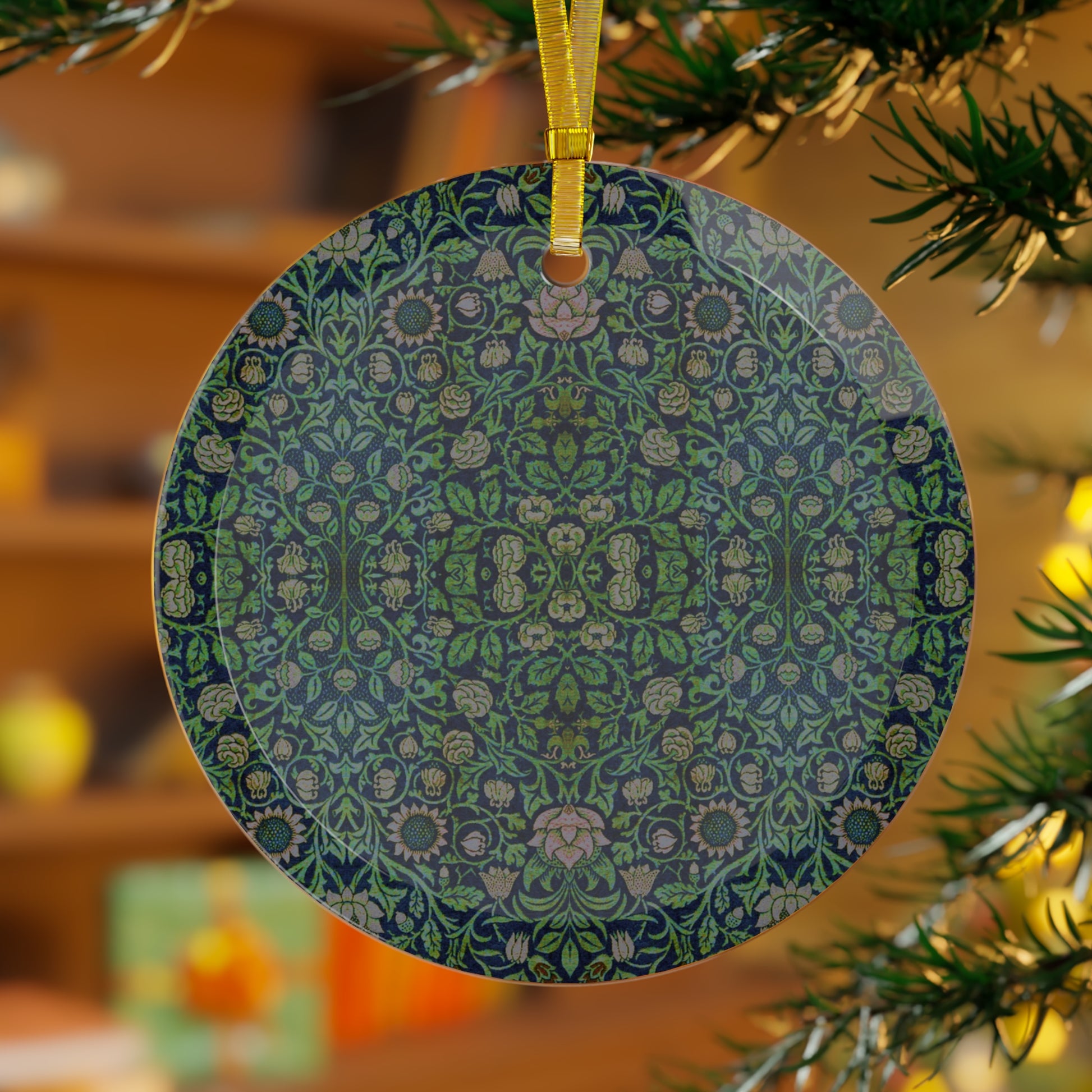 william-morris-co-christmas-heirloom-glass-ornament-violet-and-columbine-collection-green-4