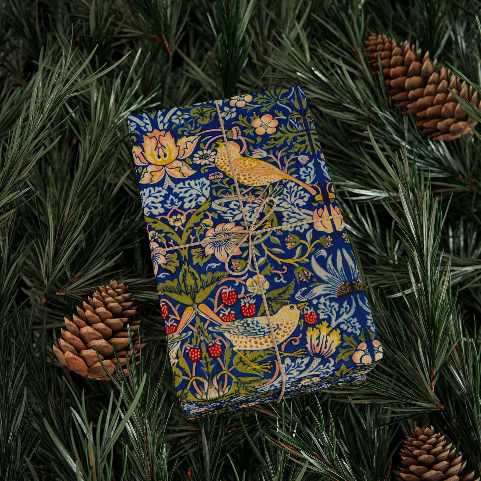 christmas-wrapping-paper-william-morris-strawberry-thief-indigo-5