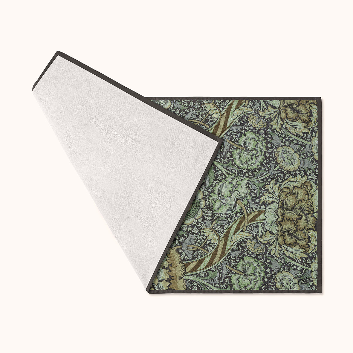 william-morris-co-luxury-polycotton-towel-wandle-collection-grey-4