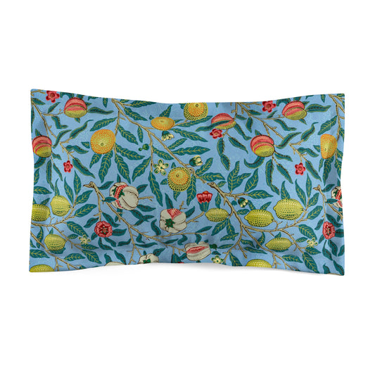 Pillow sham with a floral design inspired by William Morris, featuring an envelope closure.