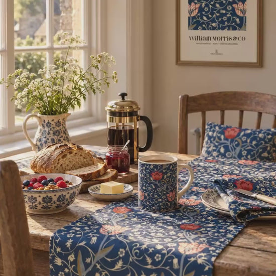 table-runner-inspired-by-william-morris-medway-collection-24