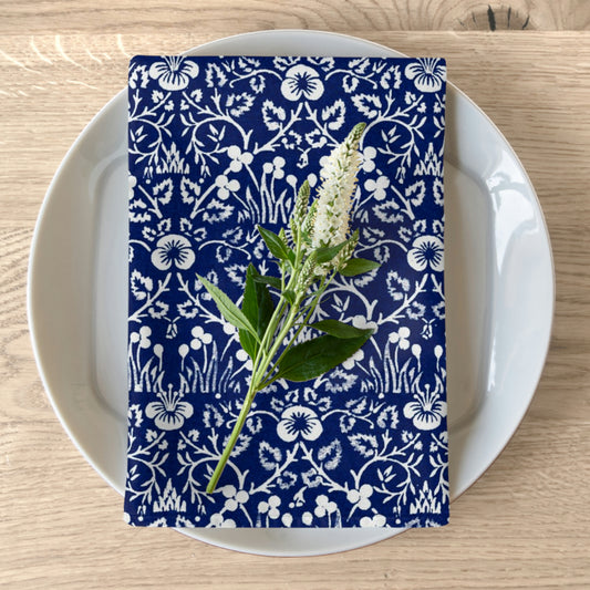 William-Morris-&-Co-Table-Napkins-Eyebright-Collection-1