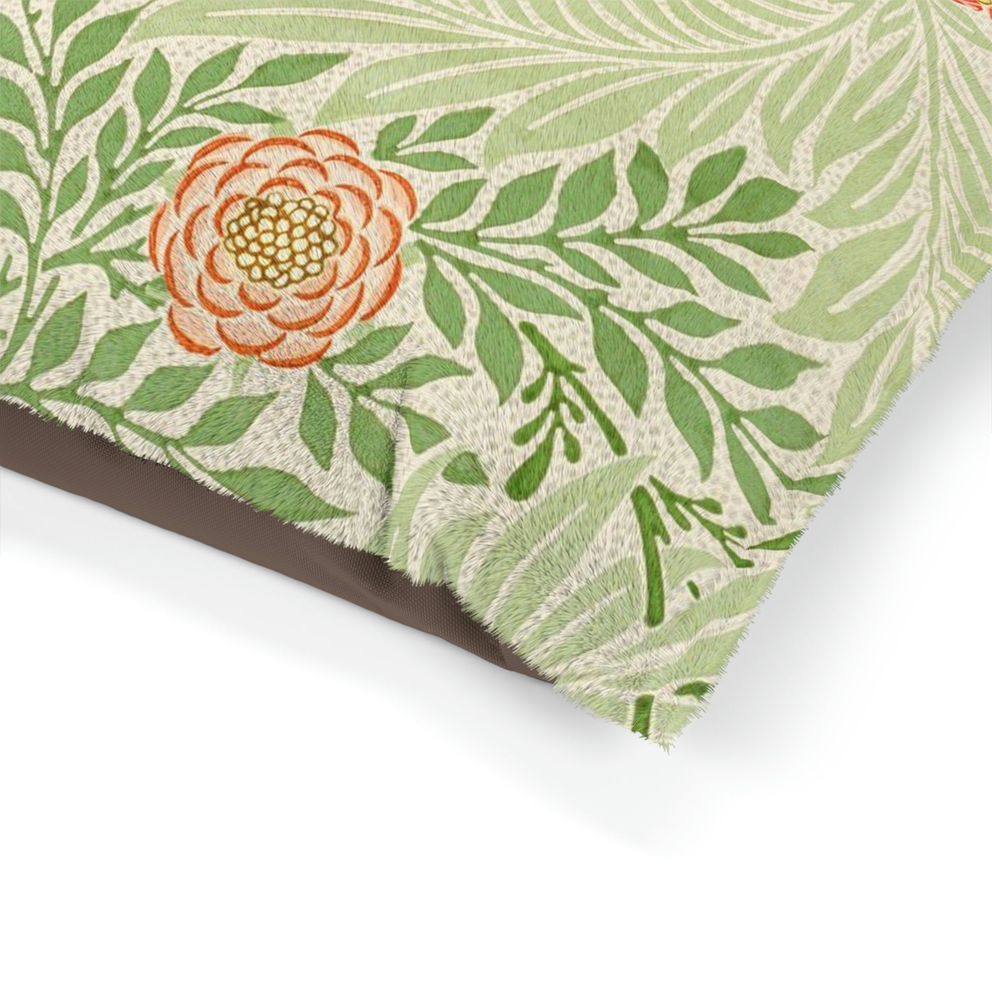 william-morris-co-pet-bed-larkspur-collection-willy-morris-home-4