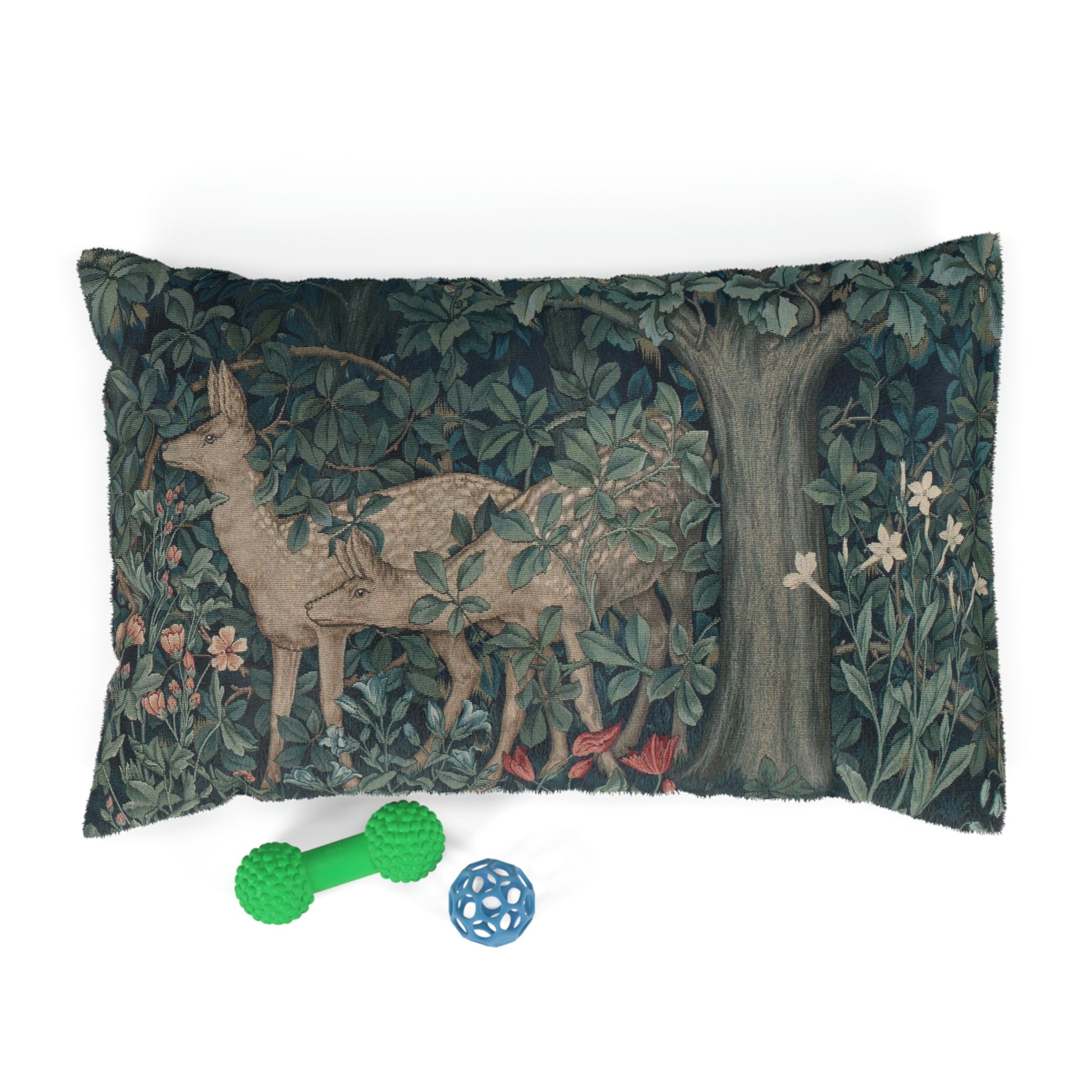 William-Morris-&-Co-Pet-Bed-Dear-by-John-Henry-Dearle-Green-Forest-Collection-3