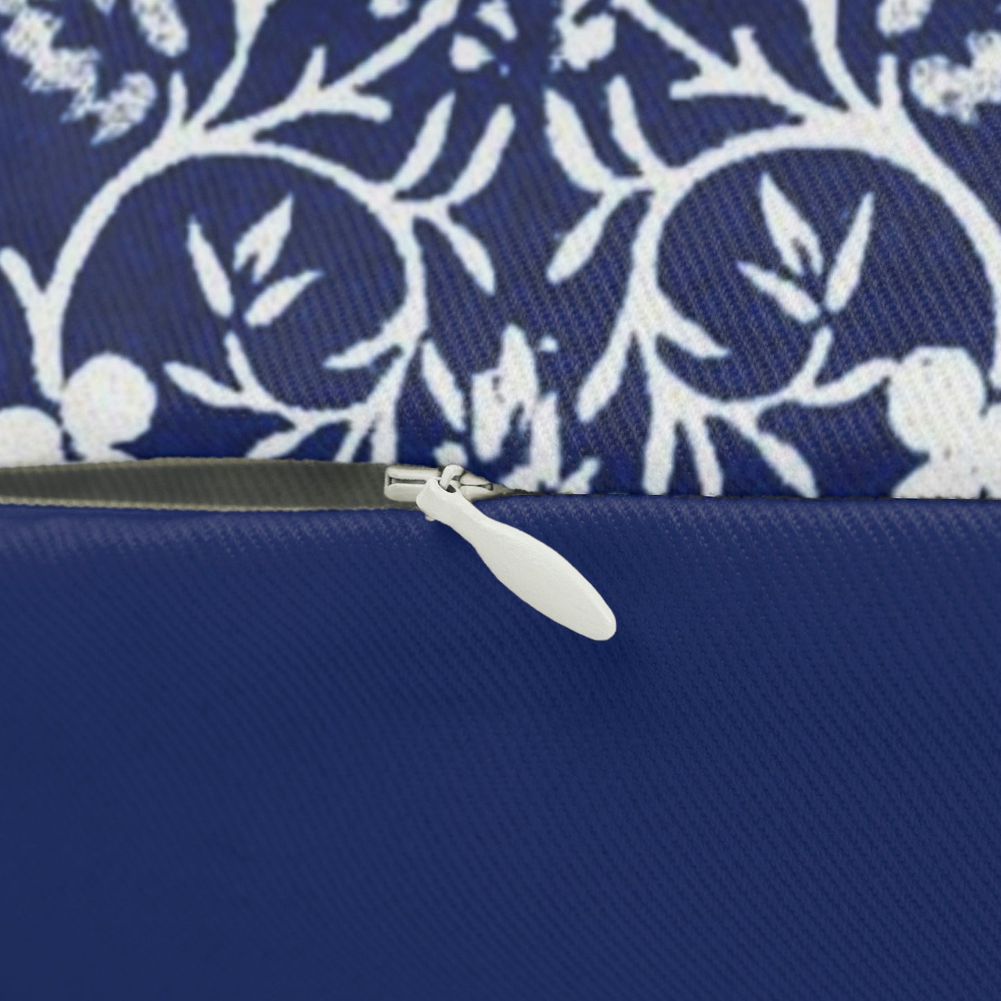 William Morris & Co Lumbar Cushion - a masterpiece inspired by the timeless elegance of William Morris Art. Immerse your living space in the rich heritage of arts and crafts with this meticulously crafted lumbar cushion.